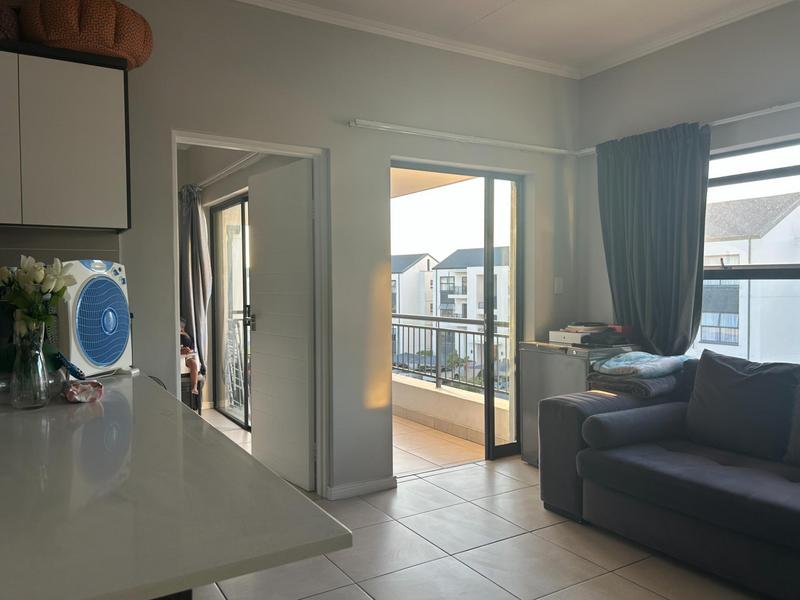 To Let 1 Bedroom Property for Rent in Sandown Western Cape